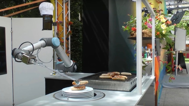 160722sausagerobot - 4.jpg